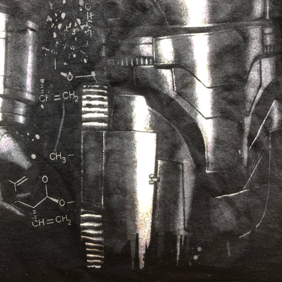 IRON MAN Cotton Graphic Tee - Picture 4 of 10